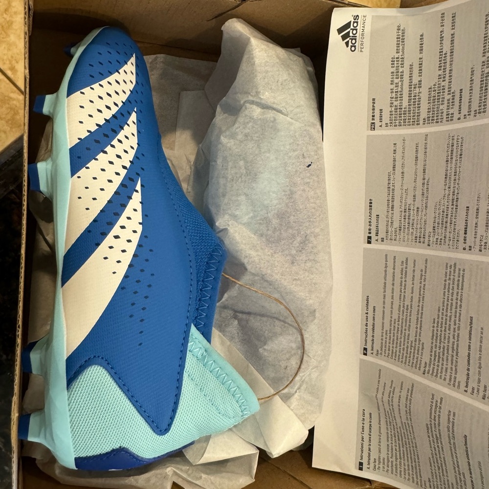 Brand new ran small forgot to return